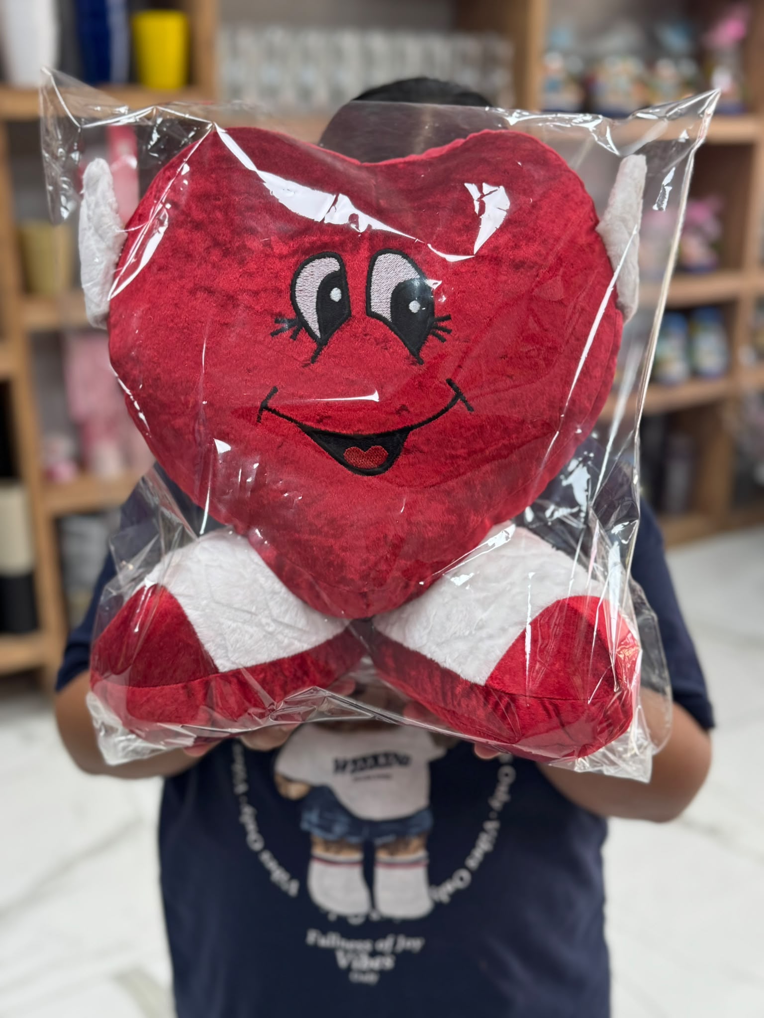 45 cm AYAKLI GÜLEN KALP