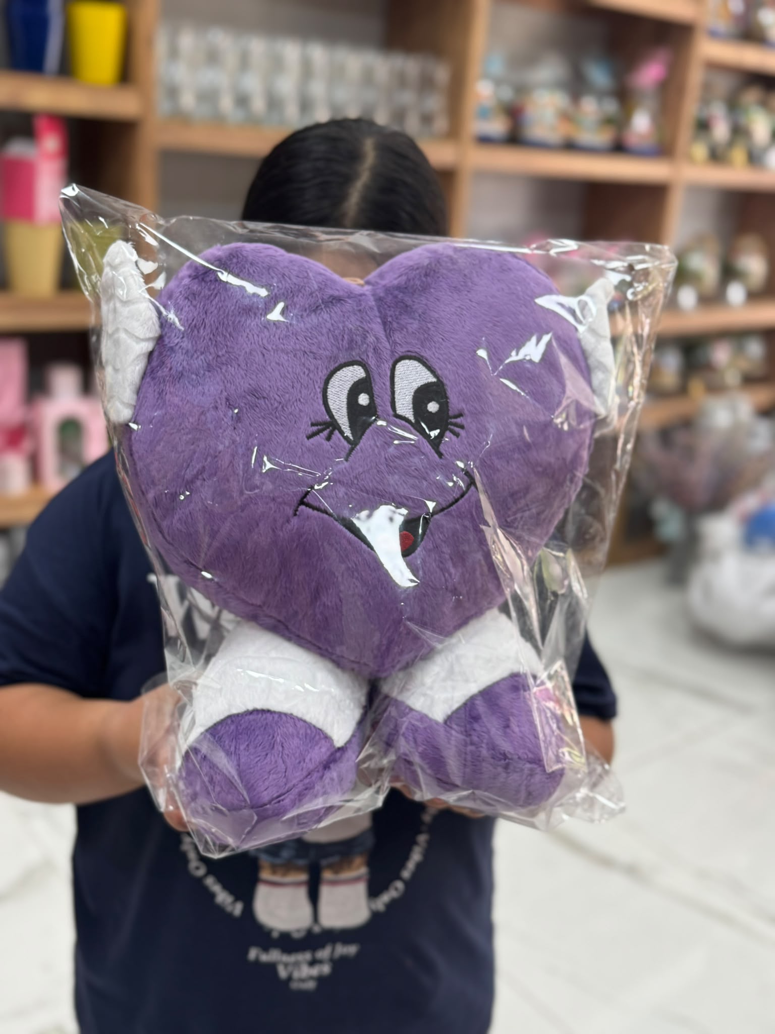 45 cm AYAKLI GÜLEN KALP